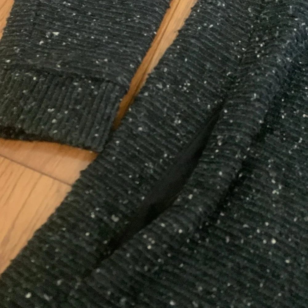MIG make it good xs Black Open-Front Women's Sweater 79